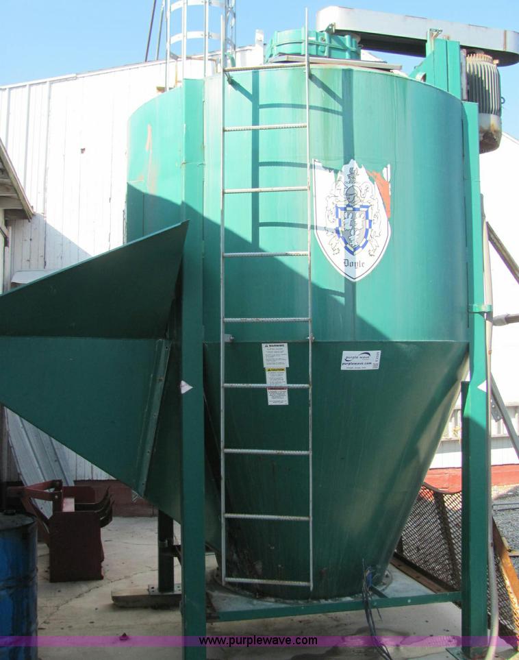 Doyle 8 ton fertilizer blender in Williamsburg, IN Item E2509 sold