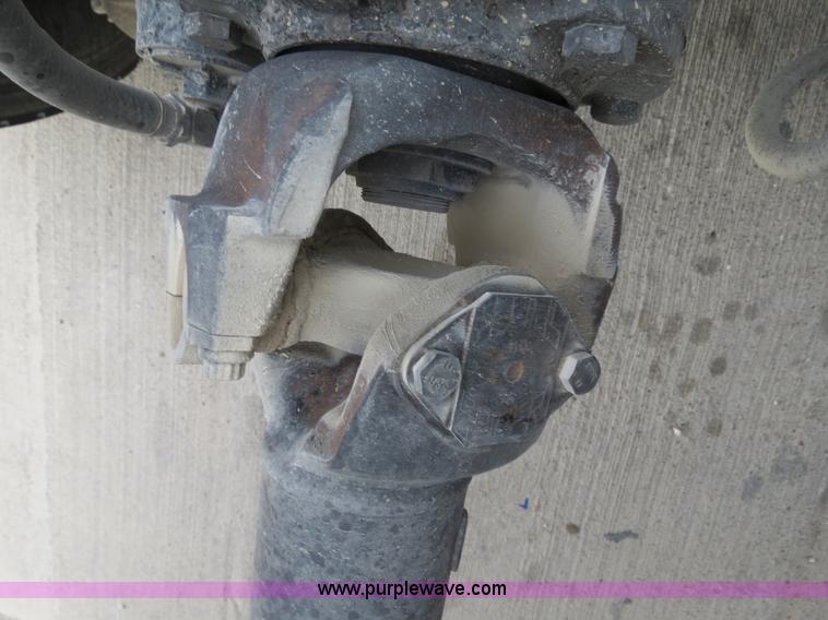 image for item B2491 2000 Kenworth T800 semi truck