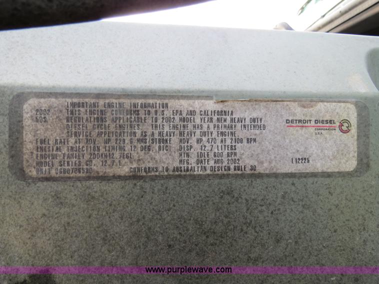 image for item B2492 2003 Freightliner C120 semi truck