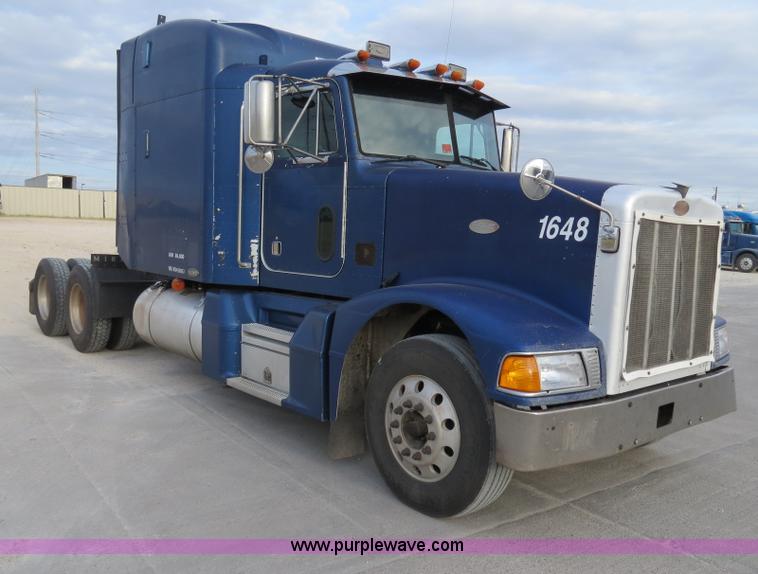 image for item B2496 1998 Peterbilt 377 semi truck