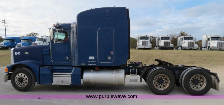 image for item B2496 1998 Peterbilt 377 semi truck
