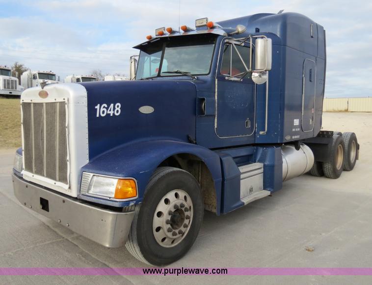 image for item B2496 1998 Peterbilt 377 semi truck