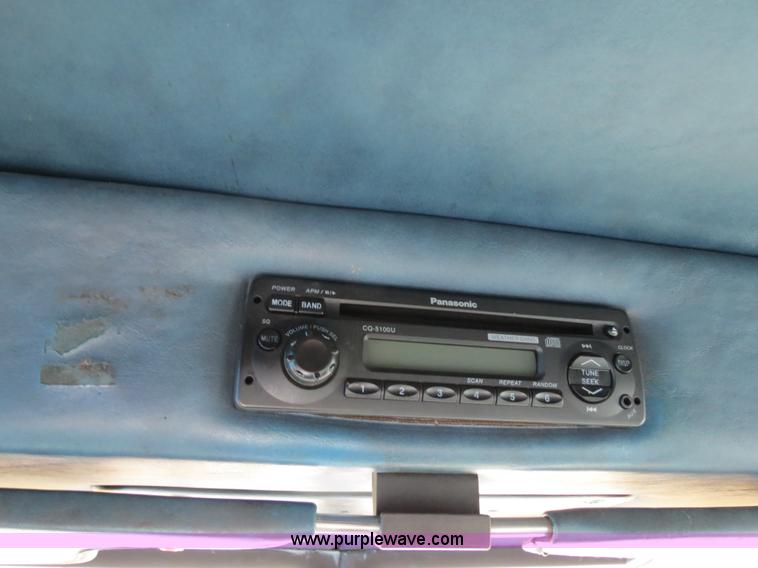 image for item B2496 1998 Peterbilt 377 semi truck