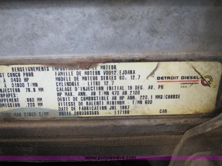 image for item B2496 1998 Peterbilt 377 semi truck