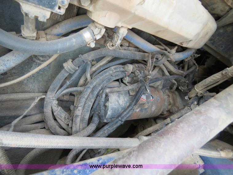 image for item B2496 1998 Peterbilt 377 semi truck