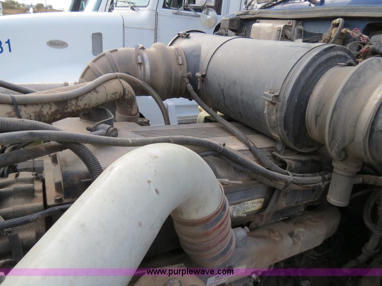 image for item B2496 1998 Peterbilt 377 semi truck