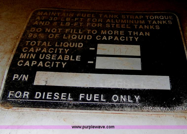 image for item B2496 1998 Peterbilt 377 semi truck