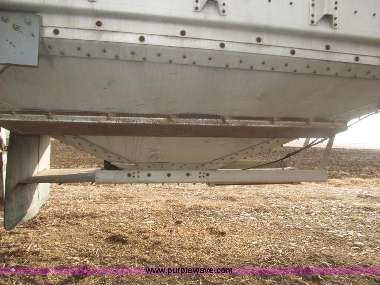 image for item B5278 1979 Guthrie 42' double hopper grain trailer