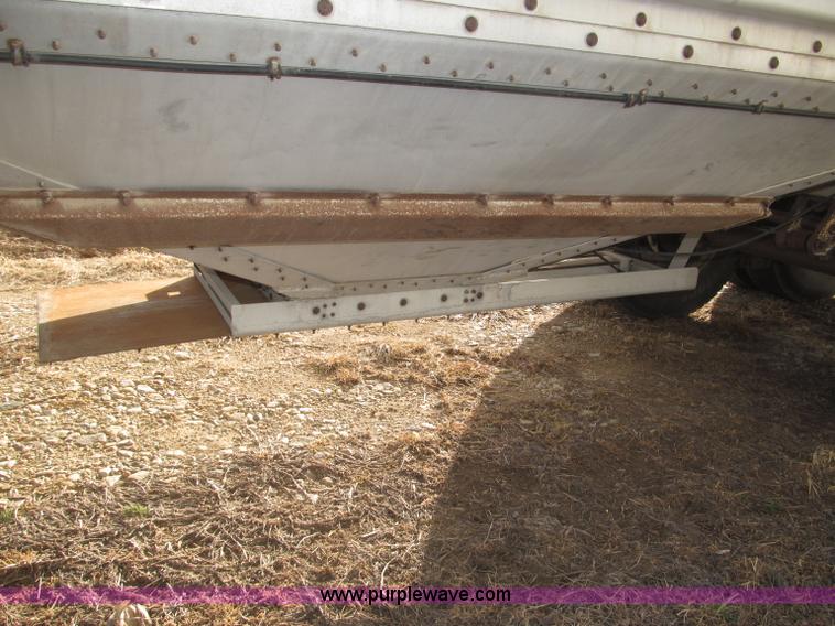 image for item B5278 1979 Guthrie 42' double hopper grain trailer