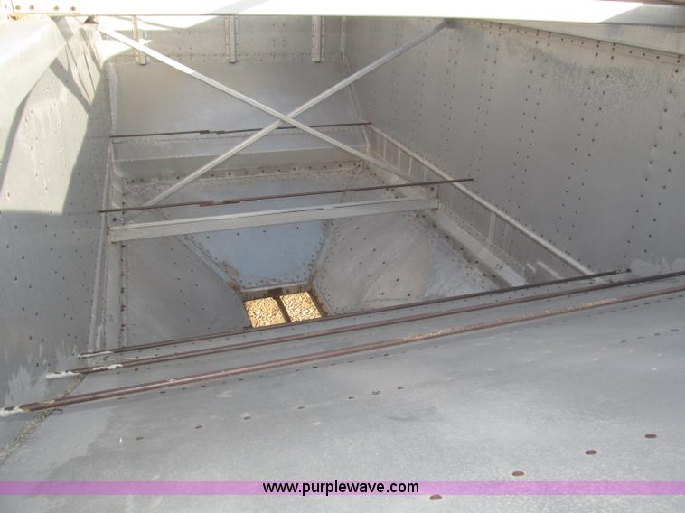 image for item B5278 1979 Guthrie 42' double hopper grain trailer