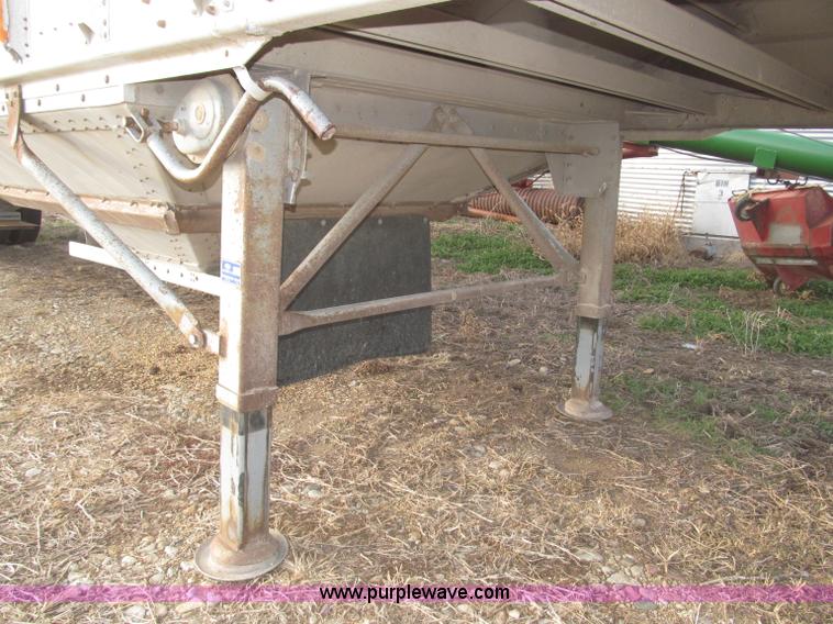 image for item B5278 1979 Guthrie 42' double hopper grain trailer