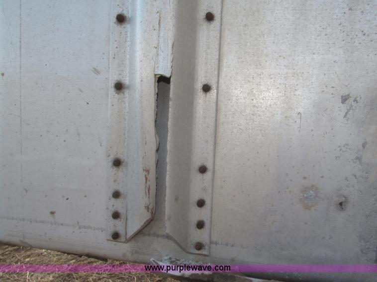 image for item B5278 1979 Guthrie 42' double hopper grain trailer