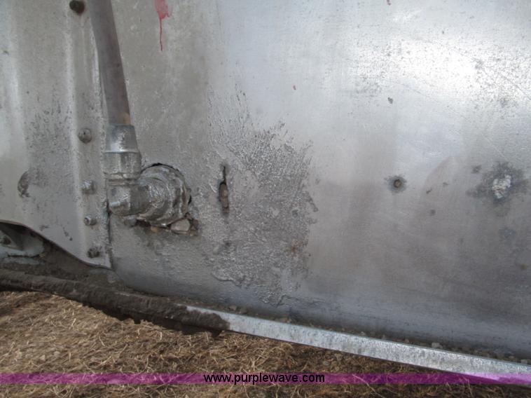 image for item B5278 1979 Guthrie 42' double hopper grain trailer