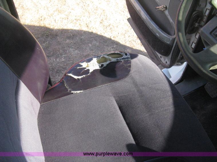 image for item B8257 2000 Freightliner Century Class semi truck