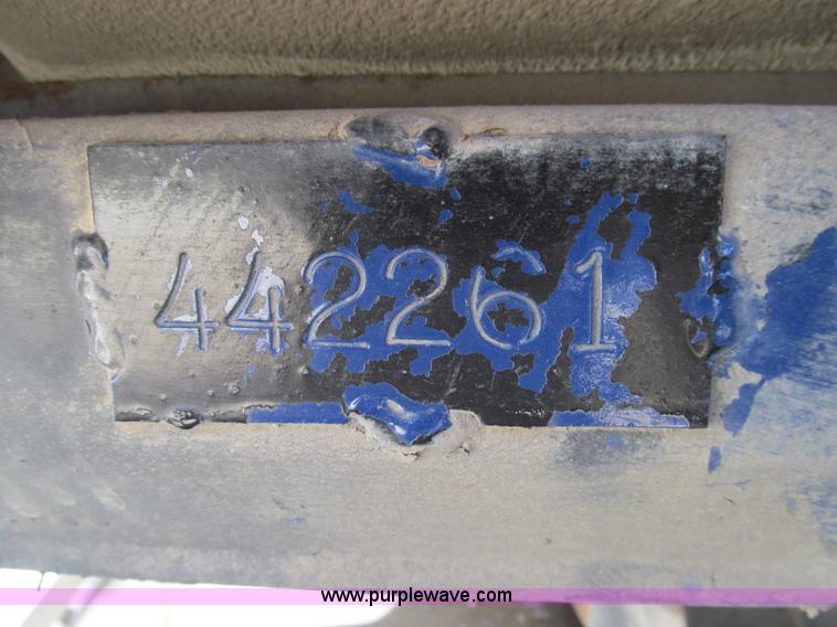 image for item E3546 1989 Freightliner FLC11264 semi truck