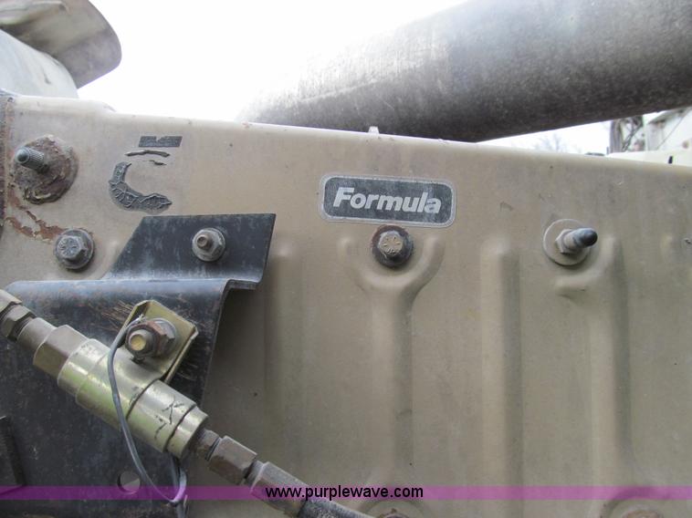 image for item E3548 1987 International Eagle F9730 semi truck