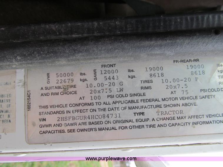 image for item E3548 1987 International Eagle F9730 semi truck