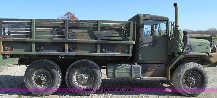 image for item E3554 1986 Am General M35A3 truck