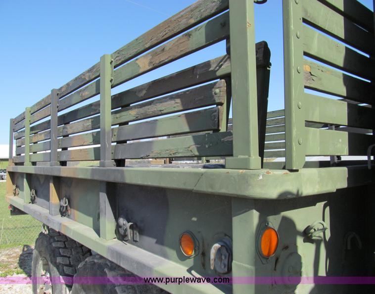image for item E3554 1986 Am General M35A3 truck