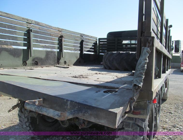 image for item E3554 1986 Am General M35A3 truck