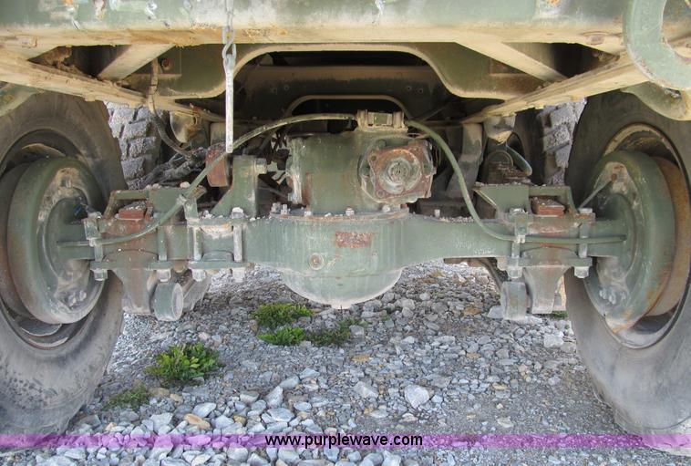 image for item E3554 1986 Am General M35A3 truck