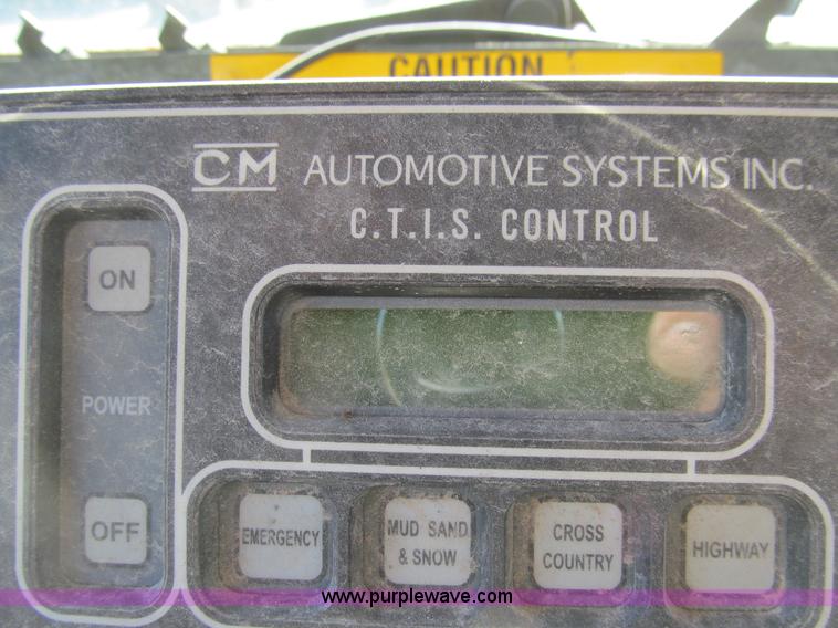 image for item E3554 1986 Am General M35A3 truck