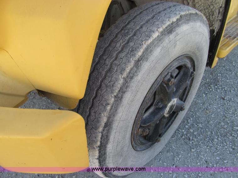 image for item E3555 1976 GMC 6500 dump truck