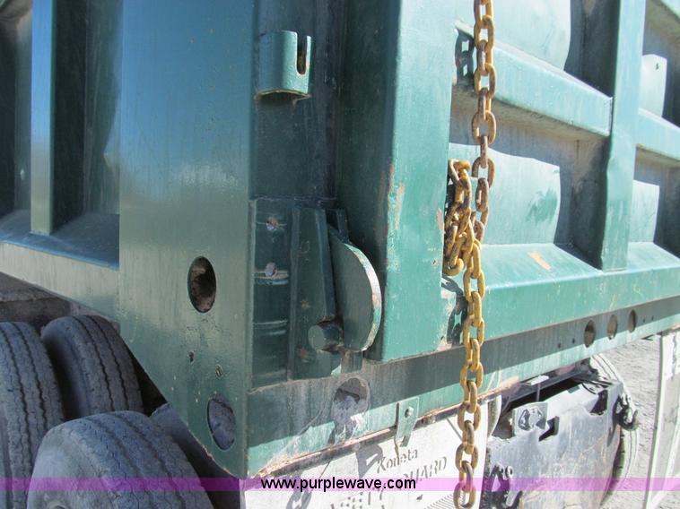 image for item E3555 1976 GMC 6500 dump truck