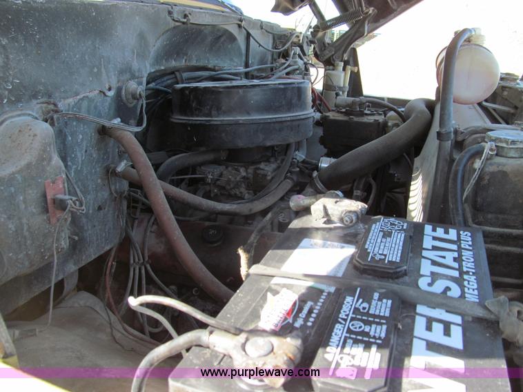 image for item E3555 1976 GMC 6500 dump truck