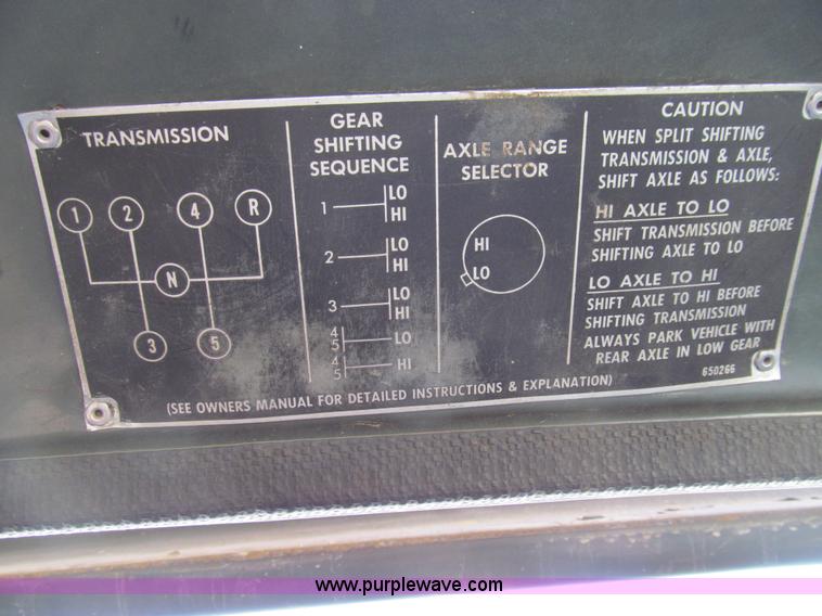 image for item E3555 1976 GMC 6500 dump truck