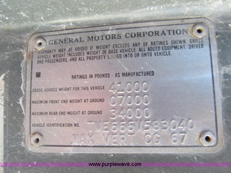 image for item E3555 1976 GMC 6500 dump truck