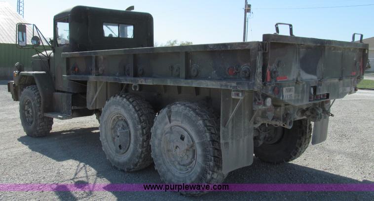 image for item E3556 1986 Am General truck