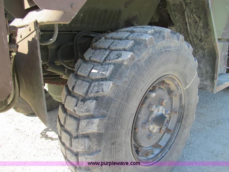 image for item E3556 1986 Am General truck