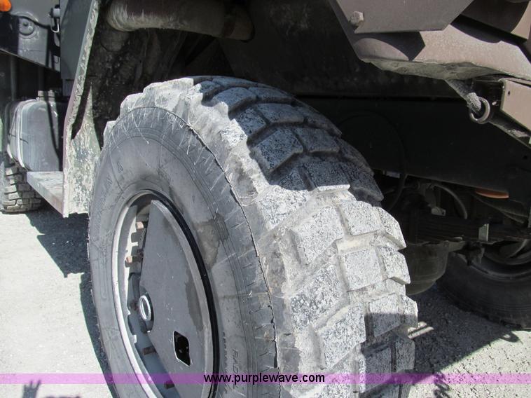 image for item E3556 1986 Am General truck