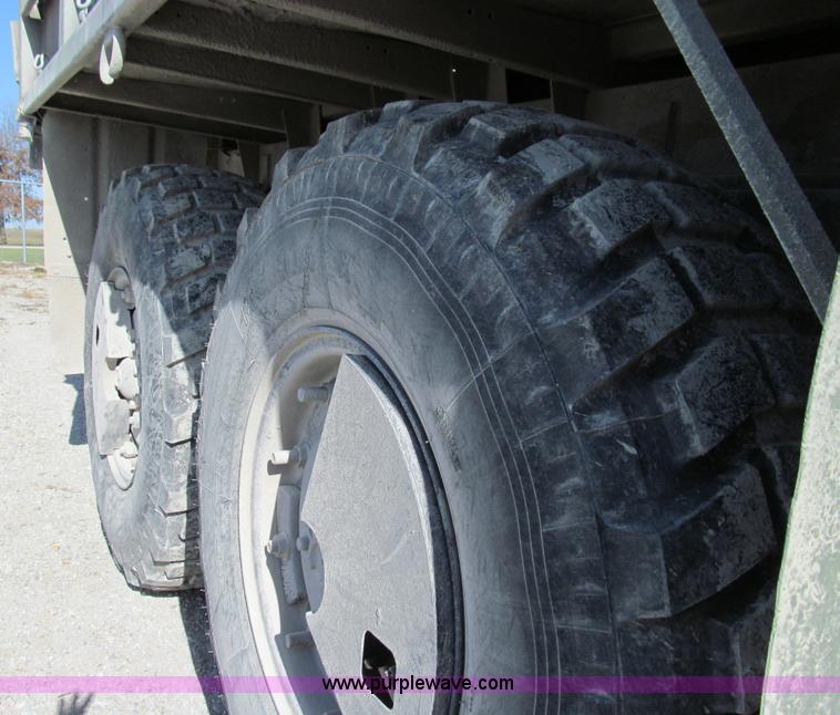 image for item E3556 1986 Am General truck