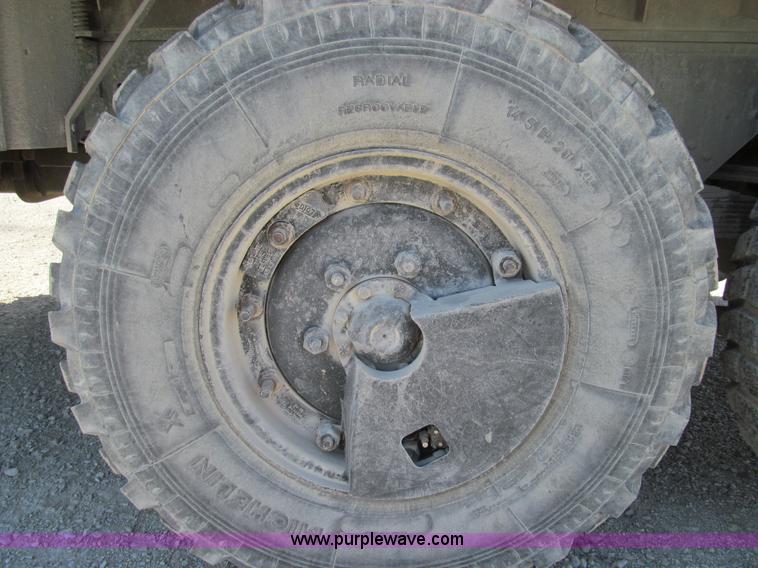 image for item E3556 1986 Am General truck