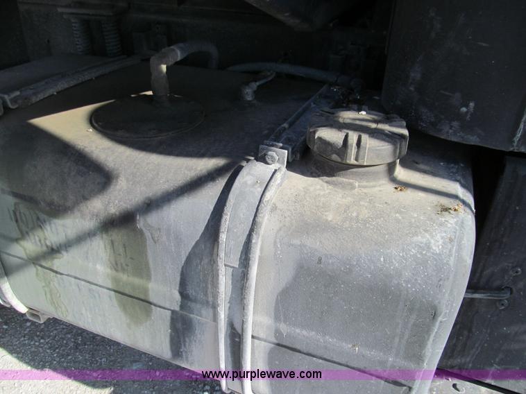 image for item E3556 1986 Am General truck