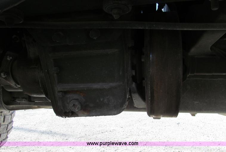 image for item E3556 1986 Am General truck