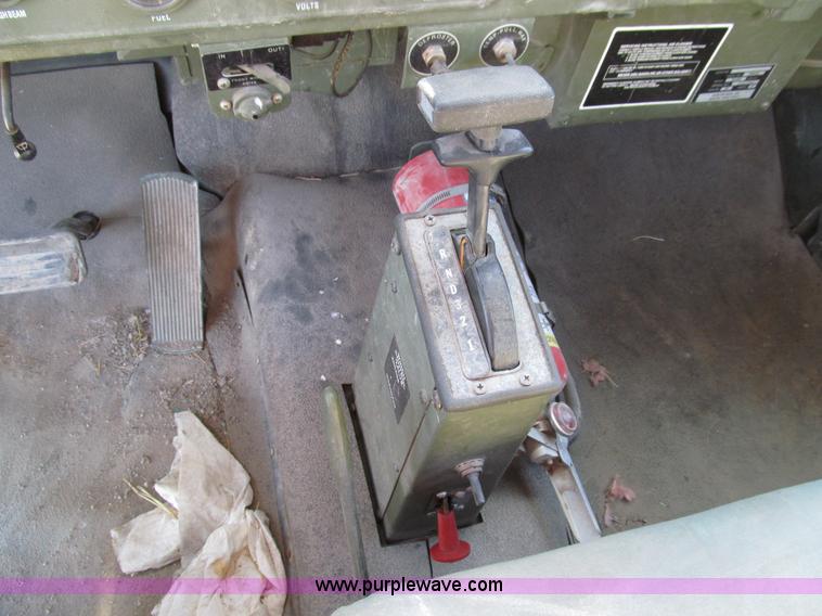 image for item E3556 1986 Am General truck