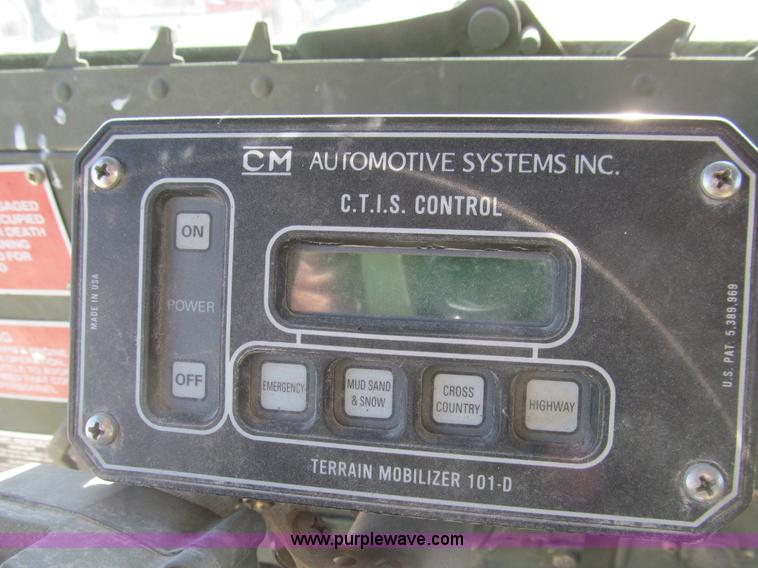 image for item E3556 1986 Am General truck