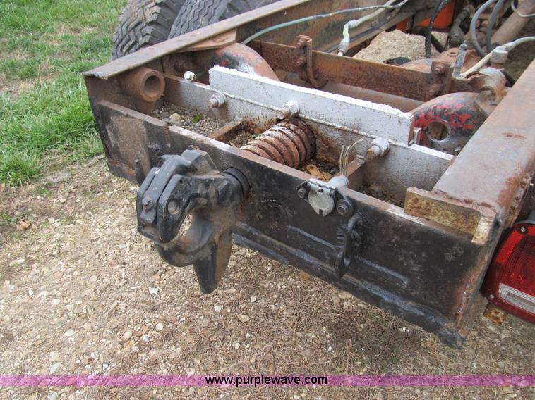 image for item E3571 1959 Mack B61 semi truck