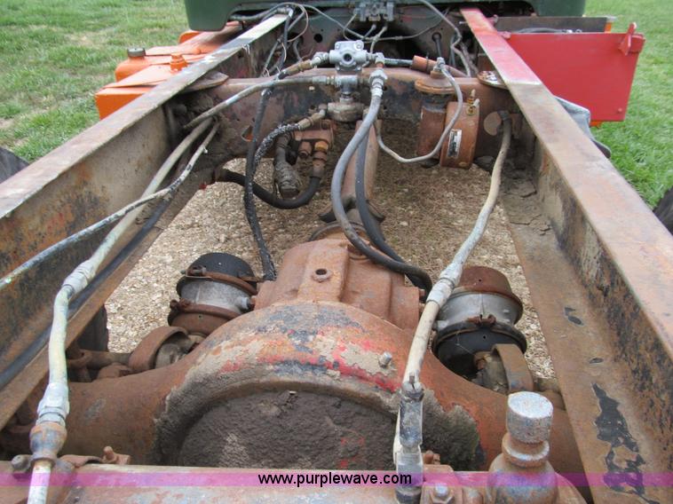 image for item E3571 1959 Mack B61 semi truck