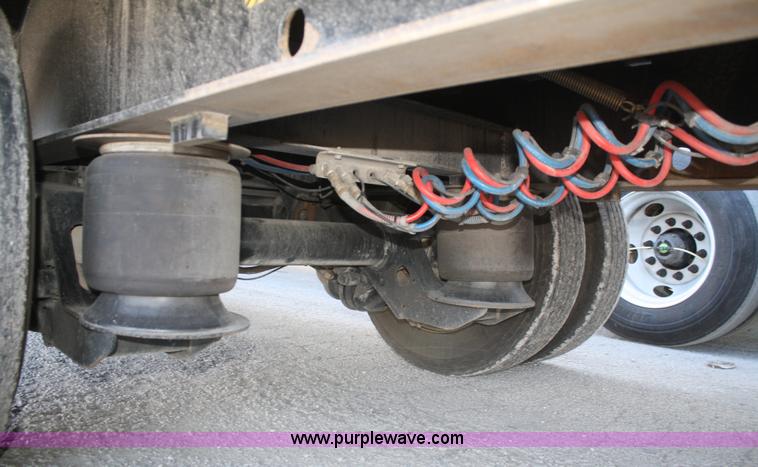 image for item F2890 2011 Transcraft DTL-2100 drop deck trailer