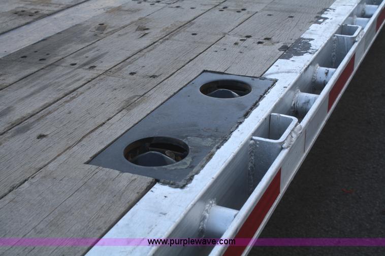 image for item F2890 2011 Transcraft DTL-2100 drop deck trailer