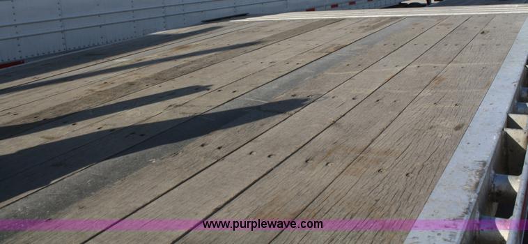 image for item F2890 2011 Transcraft DTL-2100 drop deck trailer