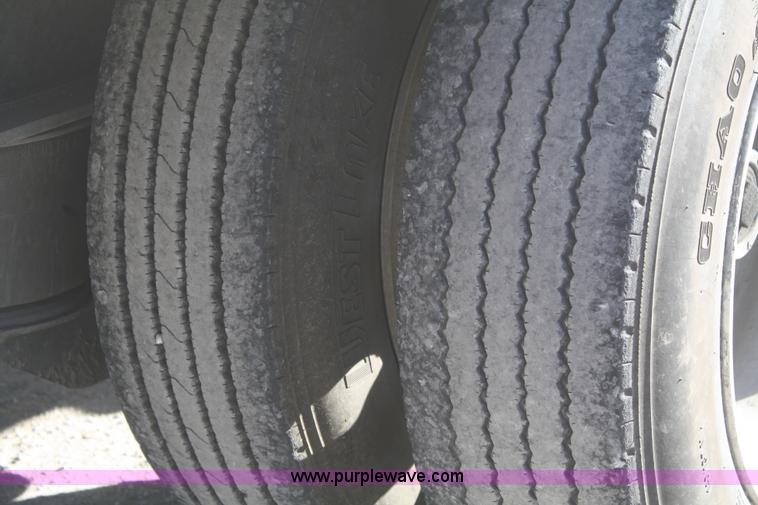 image for item F2891 2011 Transcraft DTL-2100 drop deck trailer