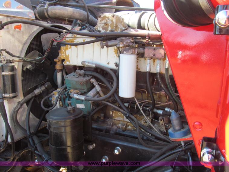 image for item F4677 1981 Kenworth W900 semi truck