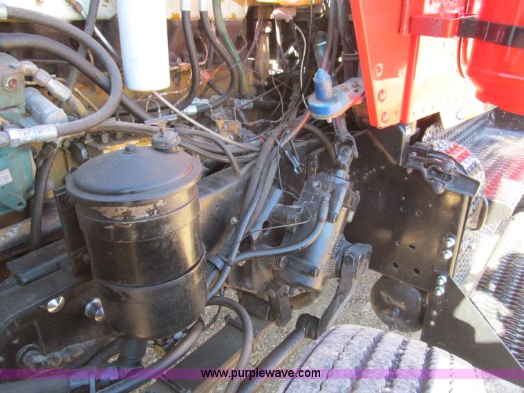 image for item F4677 1981 Kenworth W900 semi truck