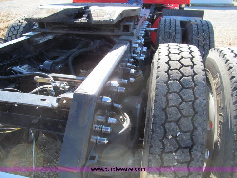 image for item F4677 1981 Kenworth W900 semi truck