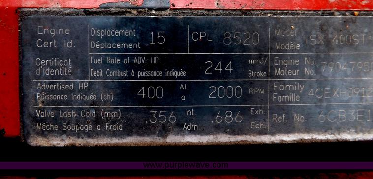 image for item F6335 2005 International 9400i semi truck